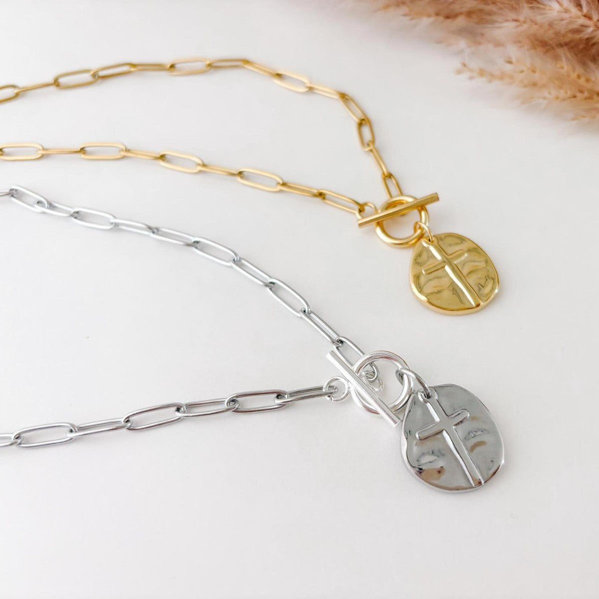 Paperclip Style Thick Chain Cross Necklace Dropshipman