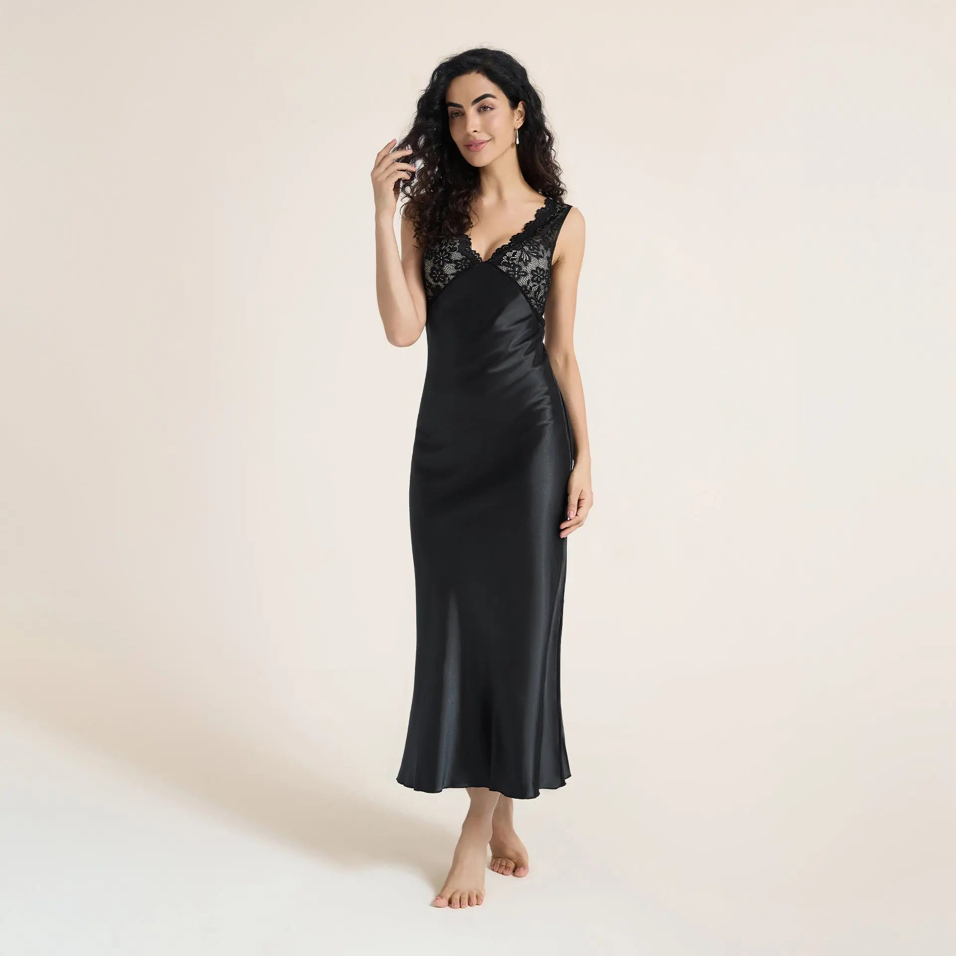 Women’s European & American-Style Lace-Trimmed Slip Bodycon Dress Dropshipman